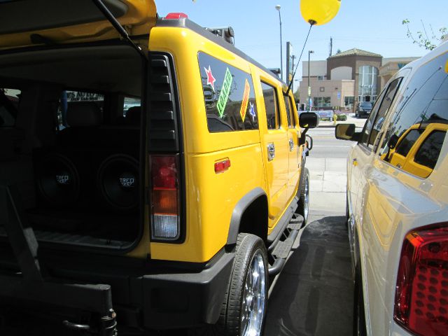 Hummer H2 2003 photo 1