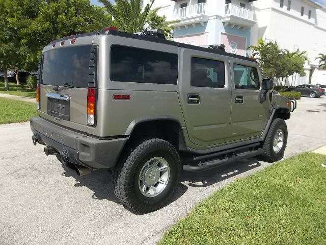 Hummer H2 2003 photo 1