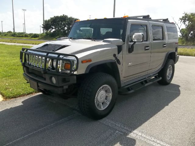 Hummer H2 2003 photo 2