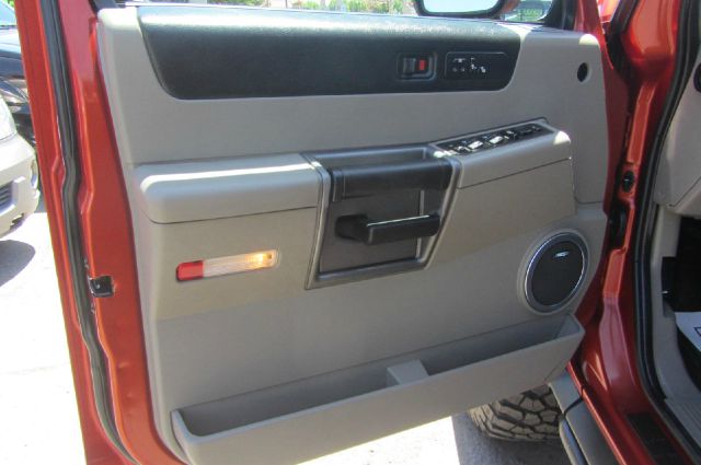 Hummer H2 2003 photo 16