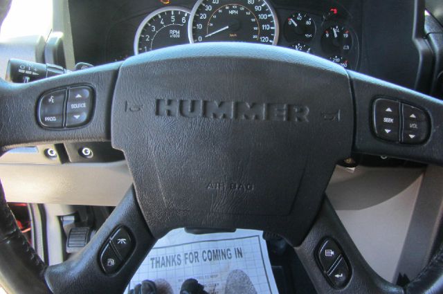 Hummer H2 2003 photo 2