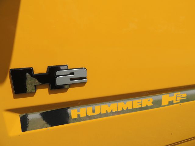 Hummer H2 2003 photo 10