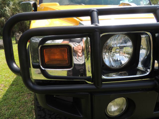 Hummer H2 2003 photo 106