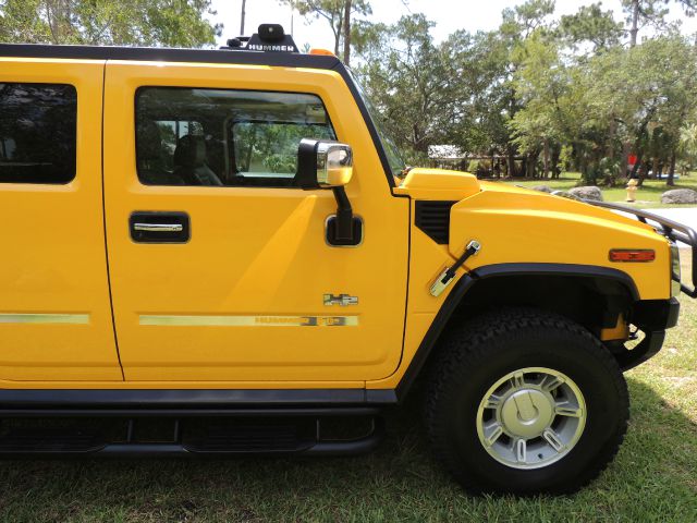 Hummer H2 2003 photo 26