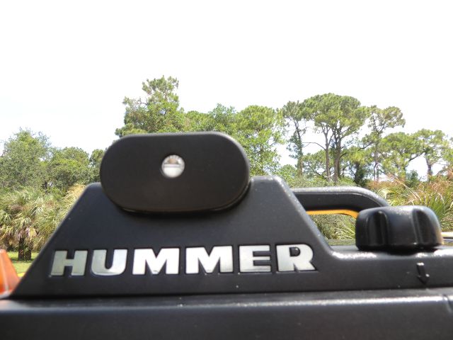 Hummer H2 2003 photo 39