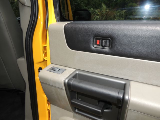 Hummer H2 2003 photo 40