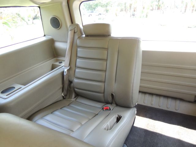 Hummer H2 2003 photo 59