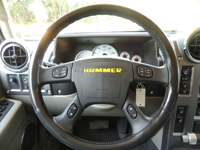 Hummer H2 2003 photo 78