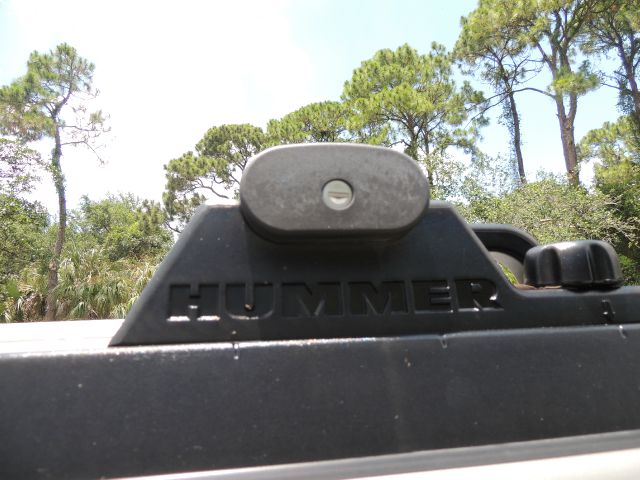 Hummer H2 2004 photo 105