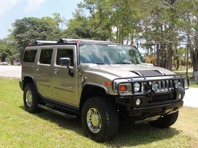 Hummer H2 2004 photo 112