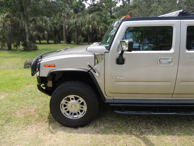 Hummer H2 2004 photo 15