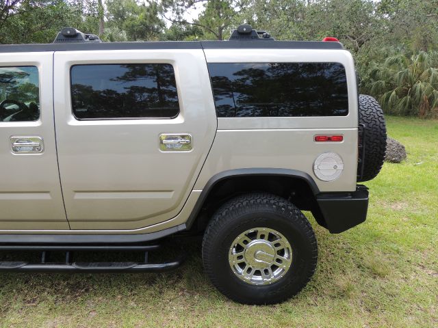 Hummer H2 2004 photo 30