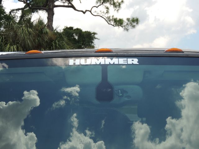 Hummer H2 2004 photo 68