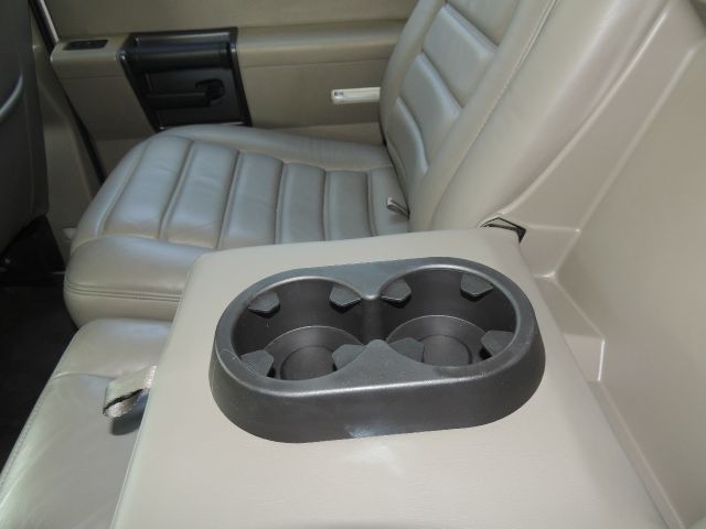 Hummer H2 2004 photo 8