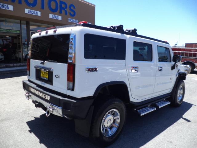 Hummer H2 2004 photo 2