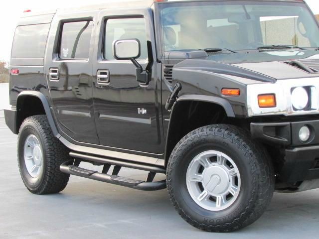 Hummer H2 2004 photo 3