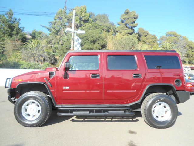 Hummer H2 2004 photo 2