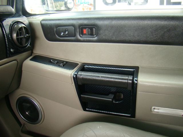 Hummer H2 2004 photo 18