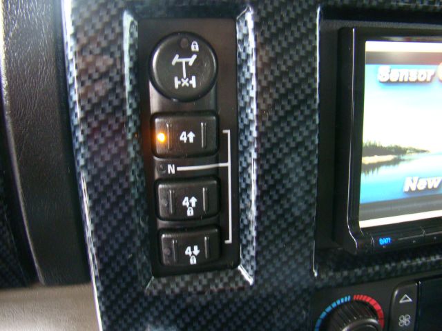 Hummer H2 2004 photo 8