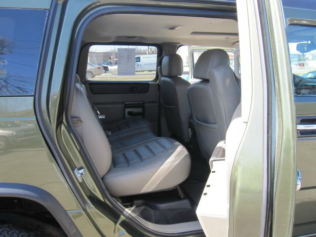 Hummer H2 2004 photo 4