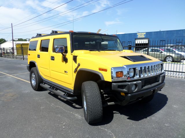 Hummer H2 2004 photo 1