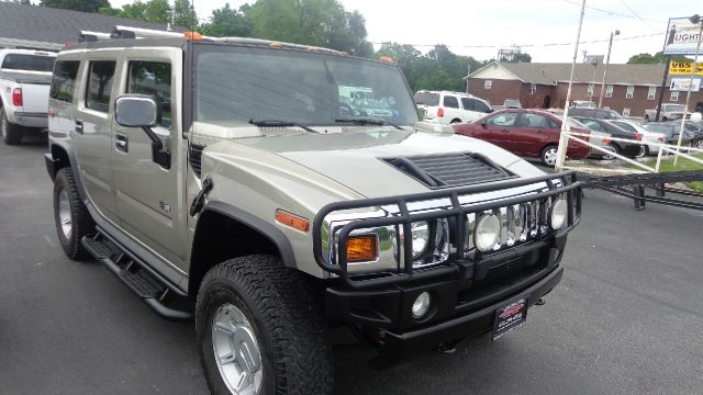 Hummer H2 2004 photo 1