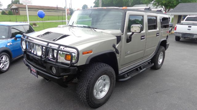 Hummer H2 2004 photo 3