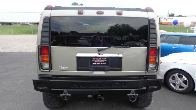 Hummer H2 2004 photo 4