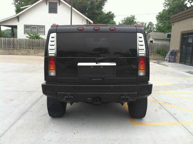 Hummer H2 2004 photo 16