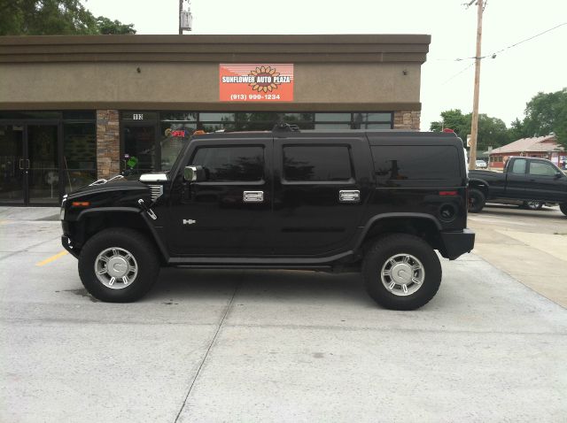 Hummer H2 2004 photo 7