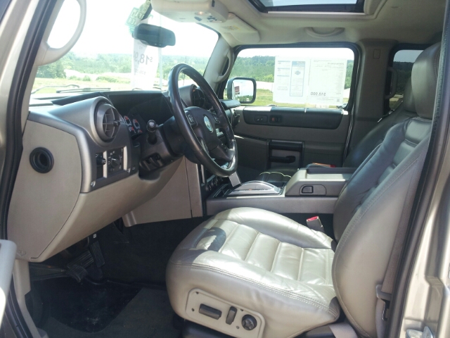 Hummer H2 Base SUV