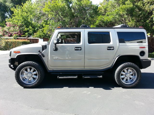 Hummer H2 Scion XB SUV