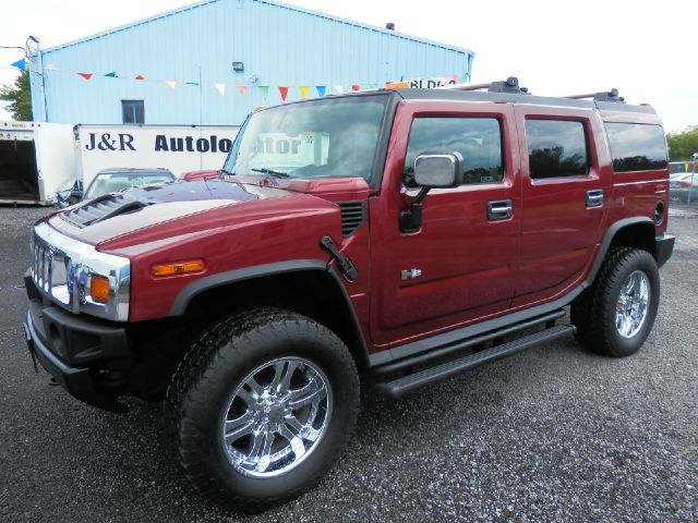 Hummer H2 2004 photo 2