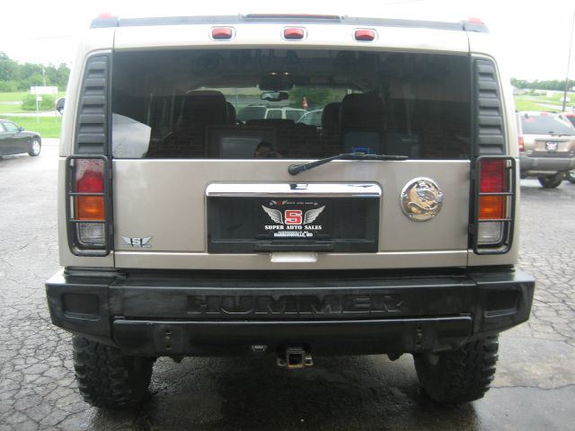 Hummer H2 2004 photo 17