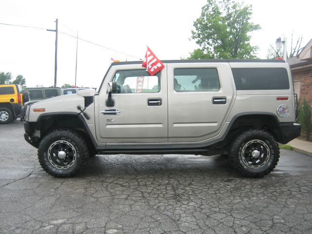 Hummer H2 2004 photo 18