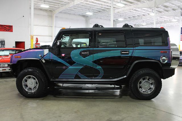 Hummer H2 2004 photo 2