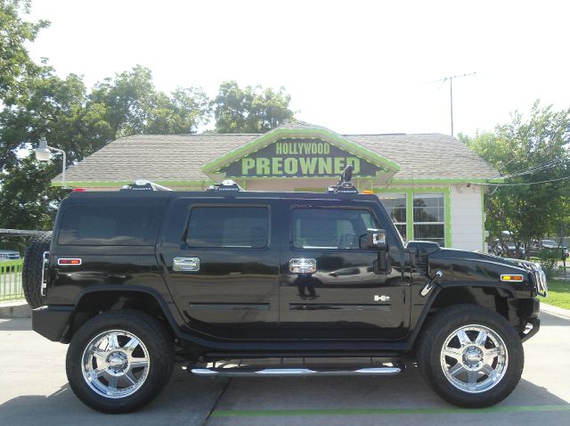 Hummer H2 2004 photo 1