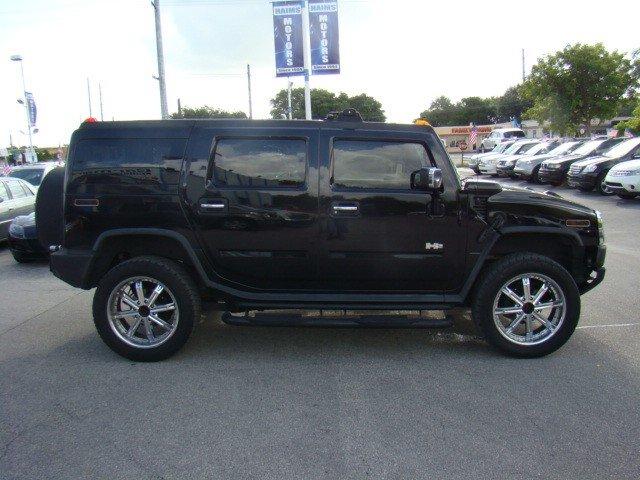 Hummer H2 2004 photo 3