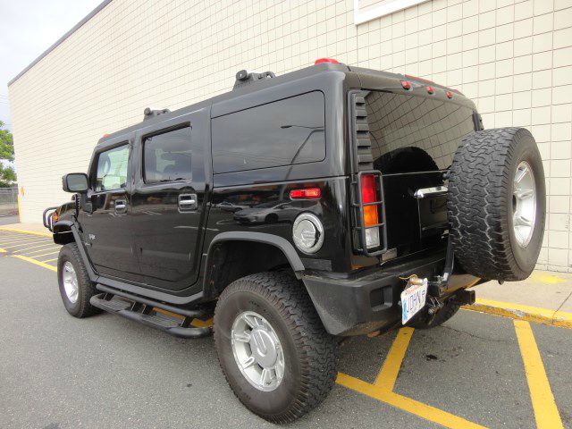 Hummer H2 4dr Sdn Auto Base SUV