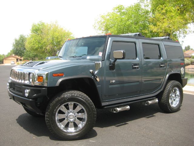 Hummer H2 2005 photo 1