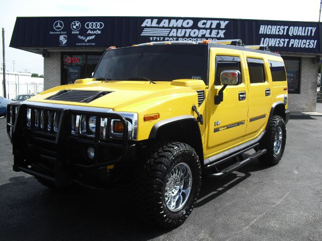 Hummer H2 2005 photo 1