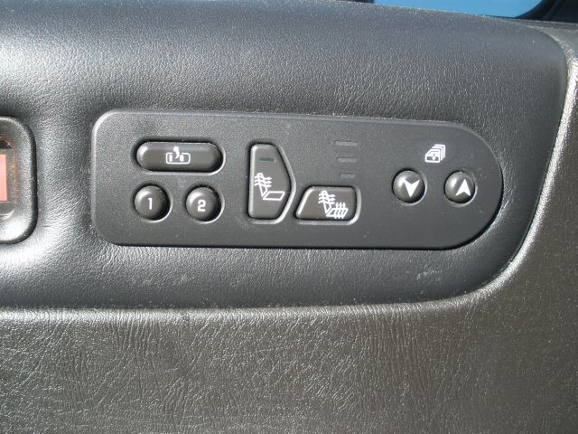 Hummer H2 2005 photo 2