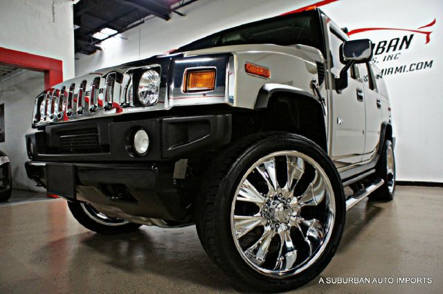 Hummer H2 2005 photo 1