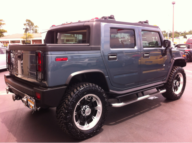 Hummer H2 2005 photo 3