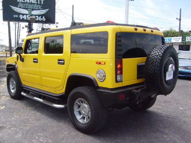 Hummer H2 2005 photo 1