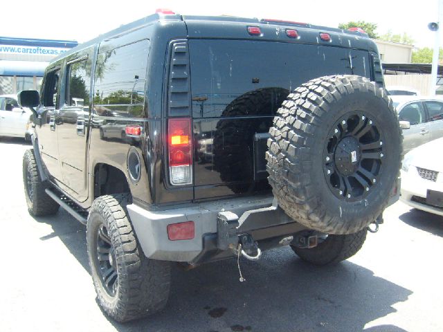 Hummer H2 2005 photo 3