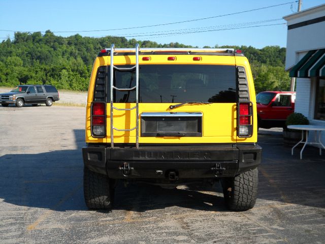 Hummer H2 2005 photo 23