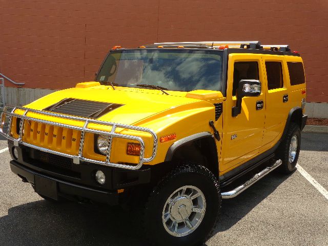 Hummer H2 2005 photo 1