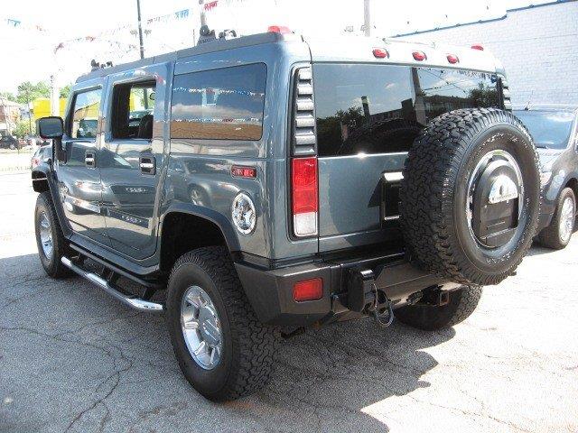 Hummer H2 2005 photo 13