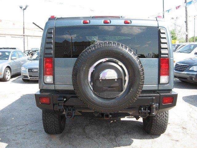 Hummer H2 2005 photo 14